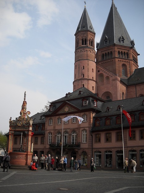 Der Dom In Mainz