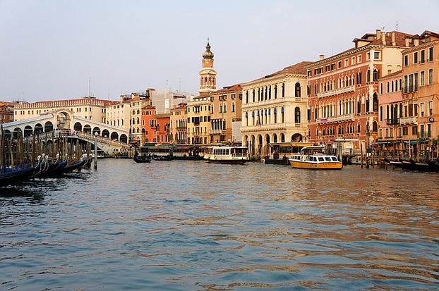Venedig ist auch für den Canal ...