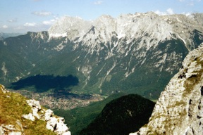 Blick vom Gemsanger auf Mittenwald, Karwendel