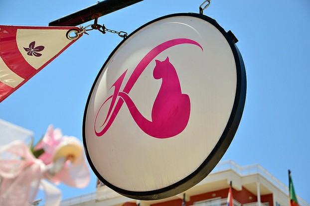 Das Logo der "Katze" ist bekannt.