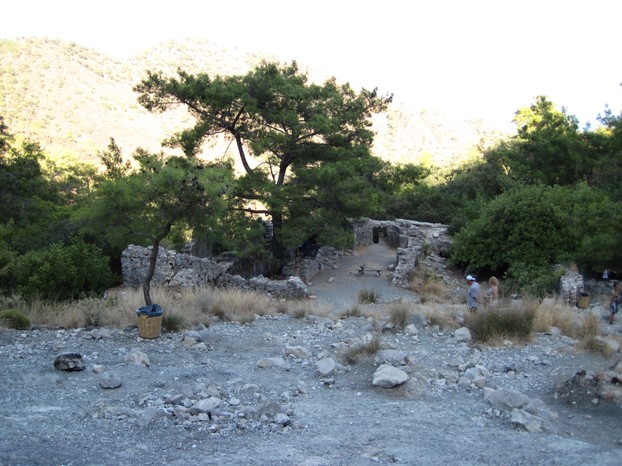 Hier stand einst der Hephaistos-Tempel