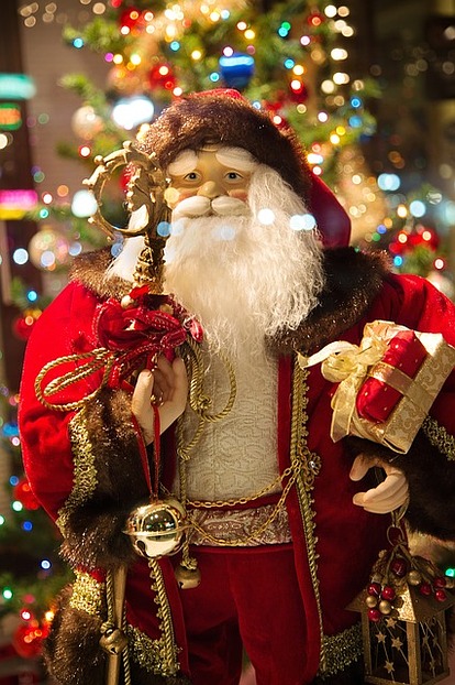 Pere Noel...Father Christmas...Santa ...