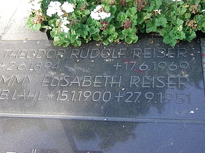Grabstein von Theo Reiser