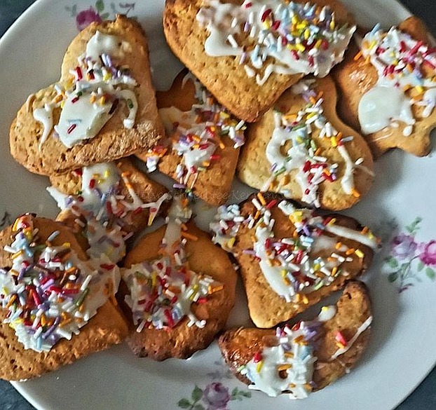 Blitzplätzchen mit Glasur und ...