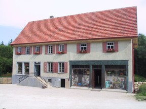 Foto:Kaufhaus Pfeifffer, FLM Neuhausen ob Eck
