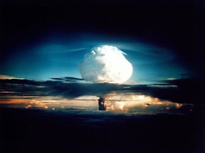 Die menschliche Atombombe: Dr. Manhattan