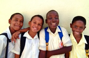 Kinder auf Sint Maarten (St. maarten Tourist Bureau)