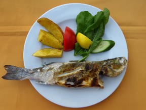 Ein Fischgericht ist gesundes Essen