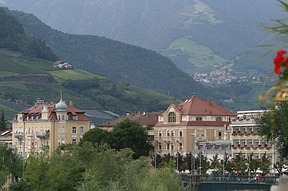 Der Südtiroler Ort Meran - Bekannt als Kurstadt