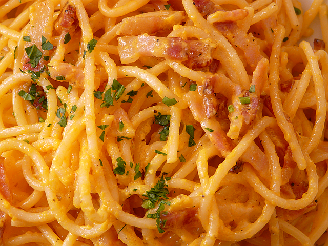 Rezept für Spaghetti in Käse-Sahne-Sauce